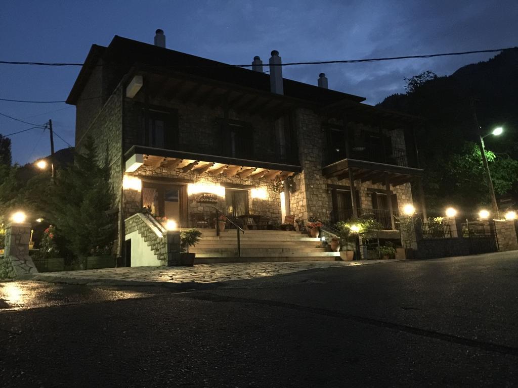 Asimina Guesthouse, Eptalofos Parnassos Экстерьер фото